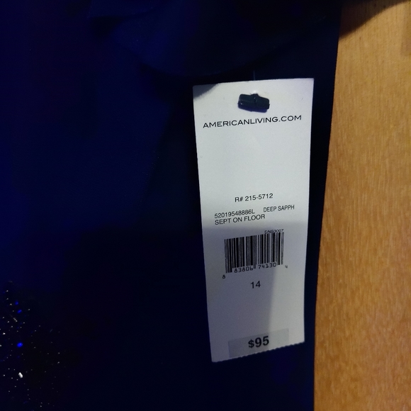 Cocktail Dress - Picture 2 of 3